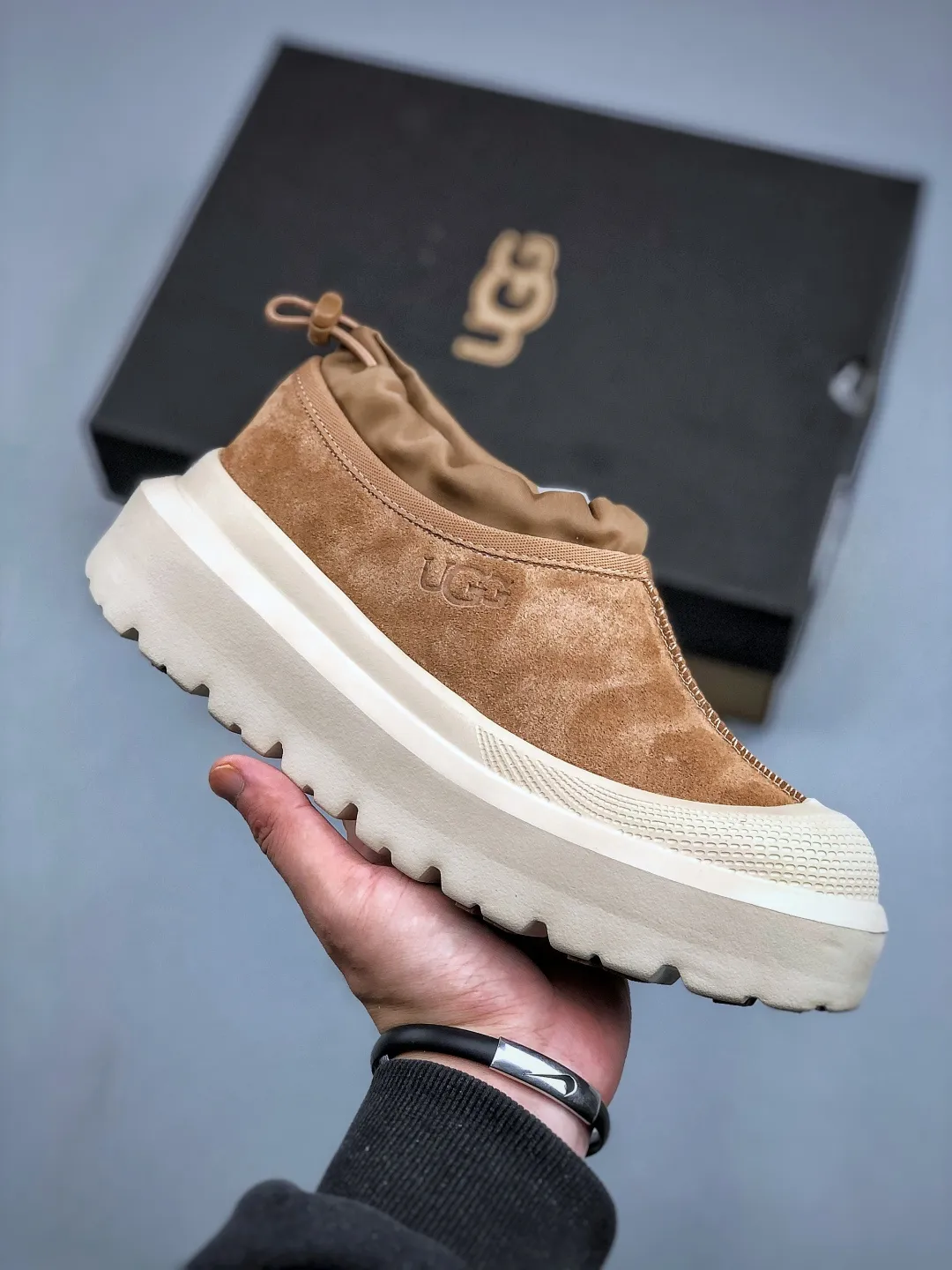 Local self-pickup 💰560 supports store delivery. Same style as Wang Yibo, the latest official revision and new style! The platform is exclusively for foreign trade UGG Tasman GTX winter neutral small potato snow shoes 1172790 Produced by the ten-year-old brand shoemaking factory production line. Pay attention to every detail. Longfeng A-grade genuine sheep fur is integrated. Created in full compliance with the ZP process. Size: 37-45